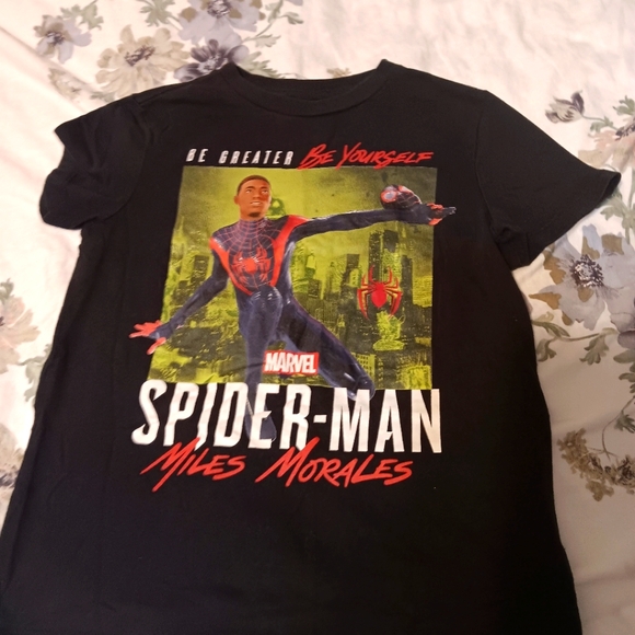 T-shirt - Picture 1 of 2